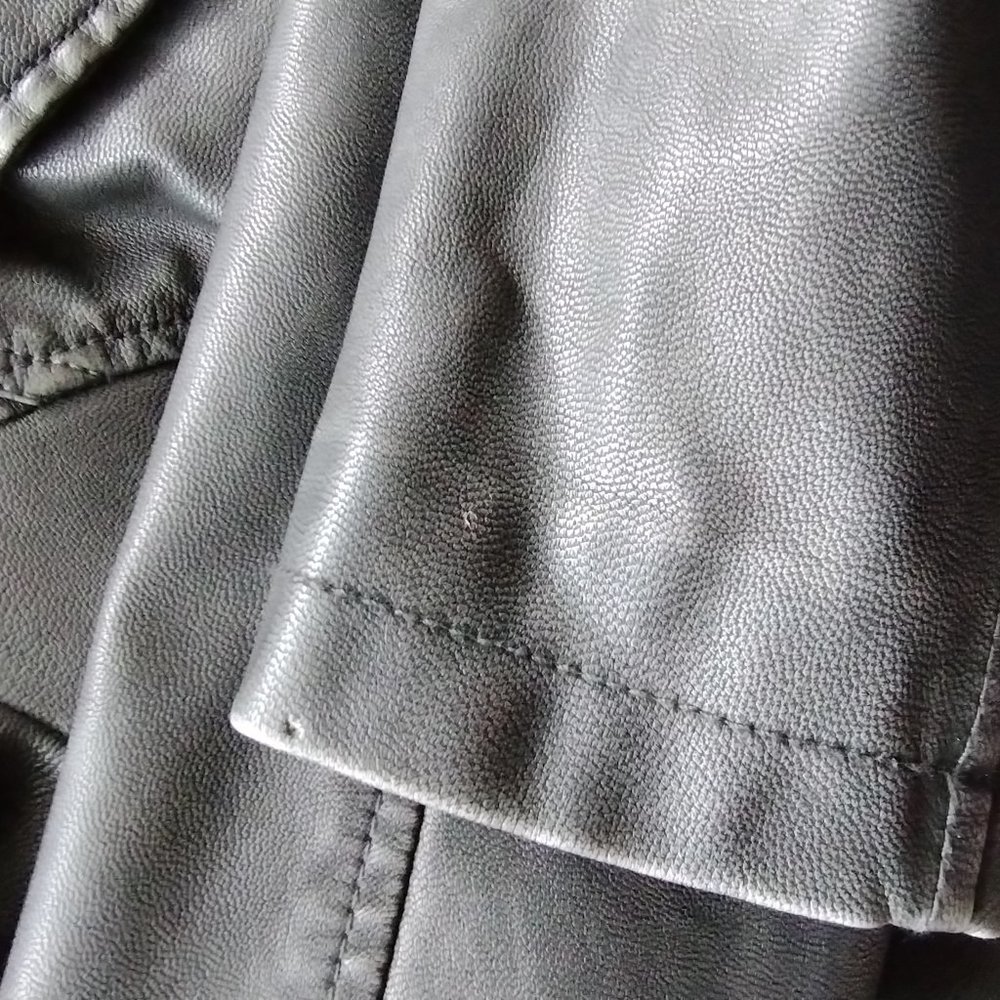 Black Rivet Vegan Leather Removable Hoodie Moto Jacket - Fits M - Carchoal/Black - Picture 16 of 16